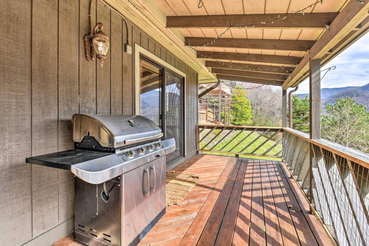 Best Location - Maggie Valley Cabin With Hot Tub! Екстериор снимка