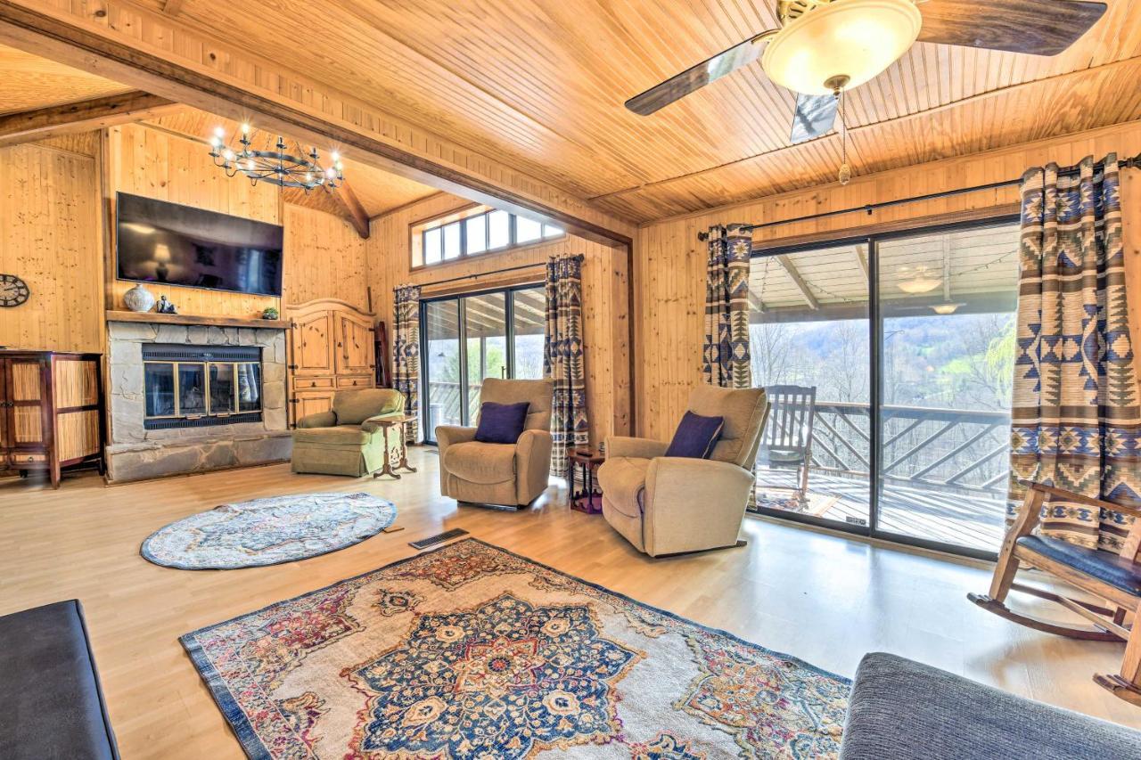 Best Location - Maggie Valley Cabin With Hot Tub! Екстериор снимка